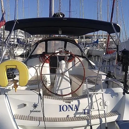 Iona Cannes
